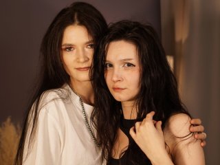 Picture of ArletteAndAnnis